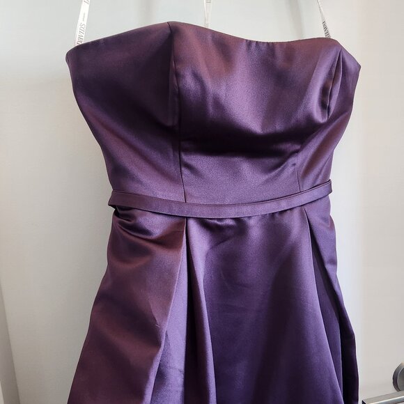 David's Bridal Strapless High-Low Dress w/Pockets - Picture 7 of 9